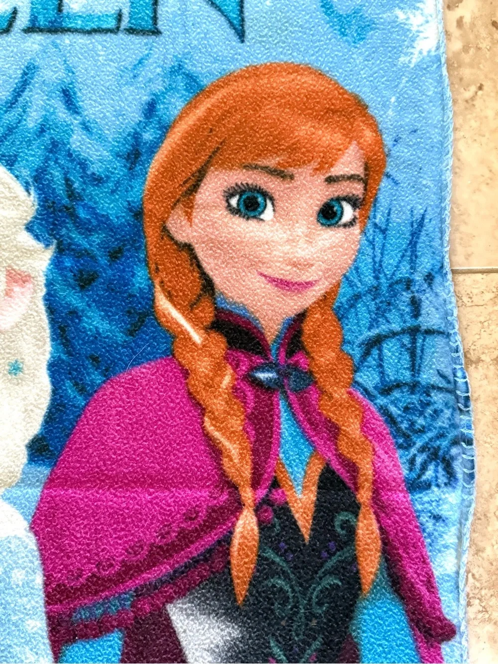 DISNEY Frozen Throw Blanket 2014 Elsa Anna Kristoff Olaf 47x37 Plush Movie Decor